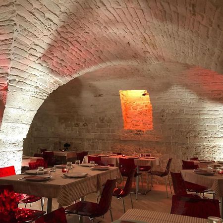 Dimora Miccolis Hotel Alberobello Bagian luar foto
