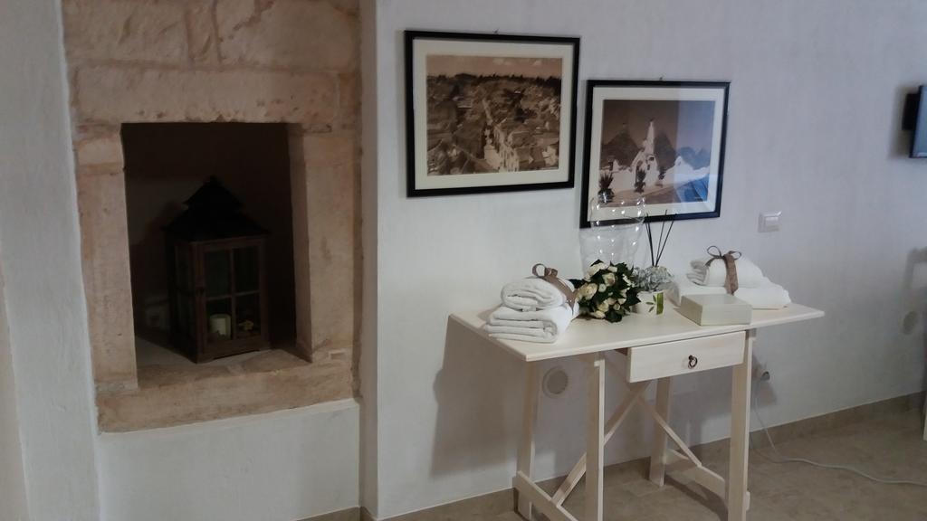 Dimora Miccolis Hotel Alberobello Bagian luar foto