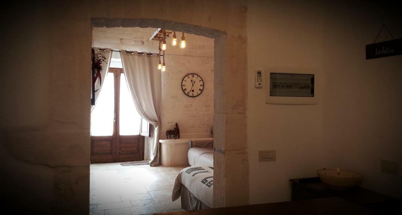 Dimora Miccolis Hotel Alberobello Bagian luar foto