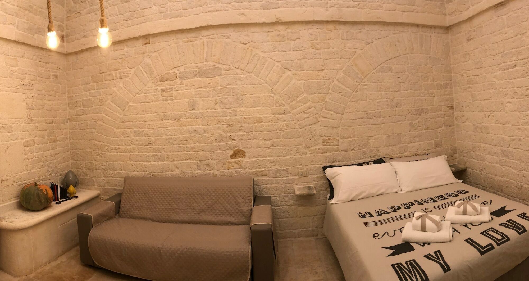 Dimora Miccolis Hotel Alberobello Bagian luar foto